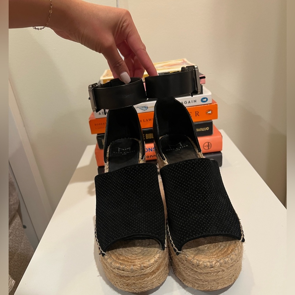 Marc Fisher Platform Wedge Espadrille Sandal. - Picture 7 of 7